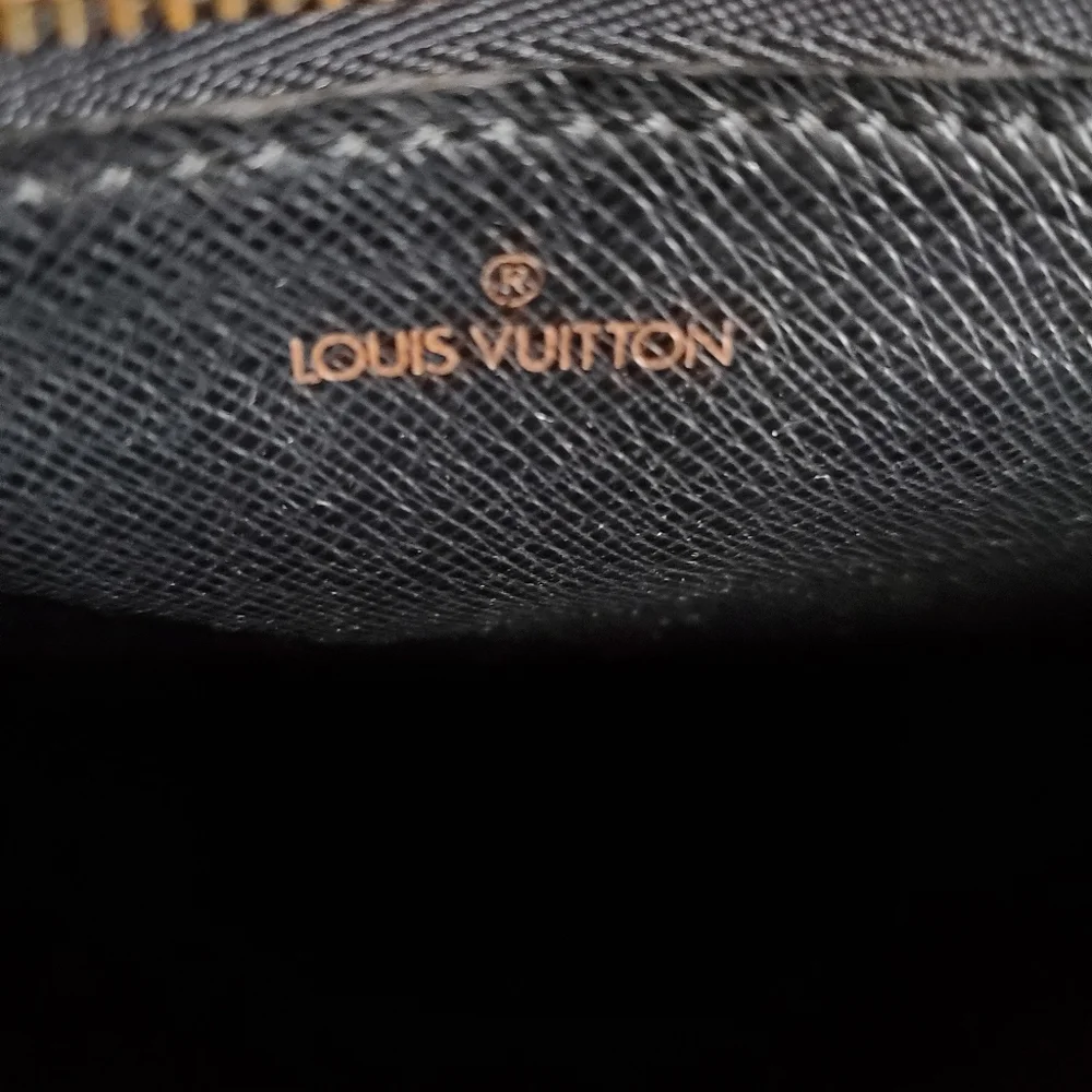 Very large authentic Louis Vuitton Epi leather briefcase
